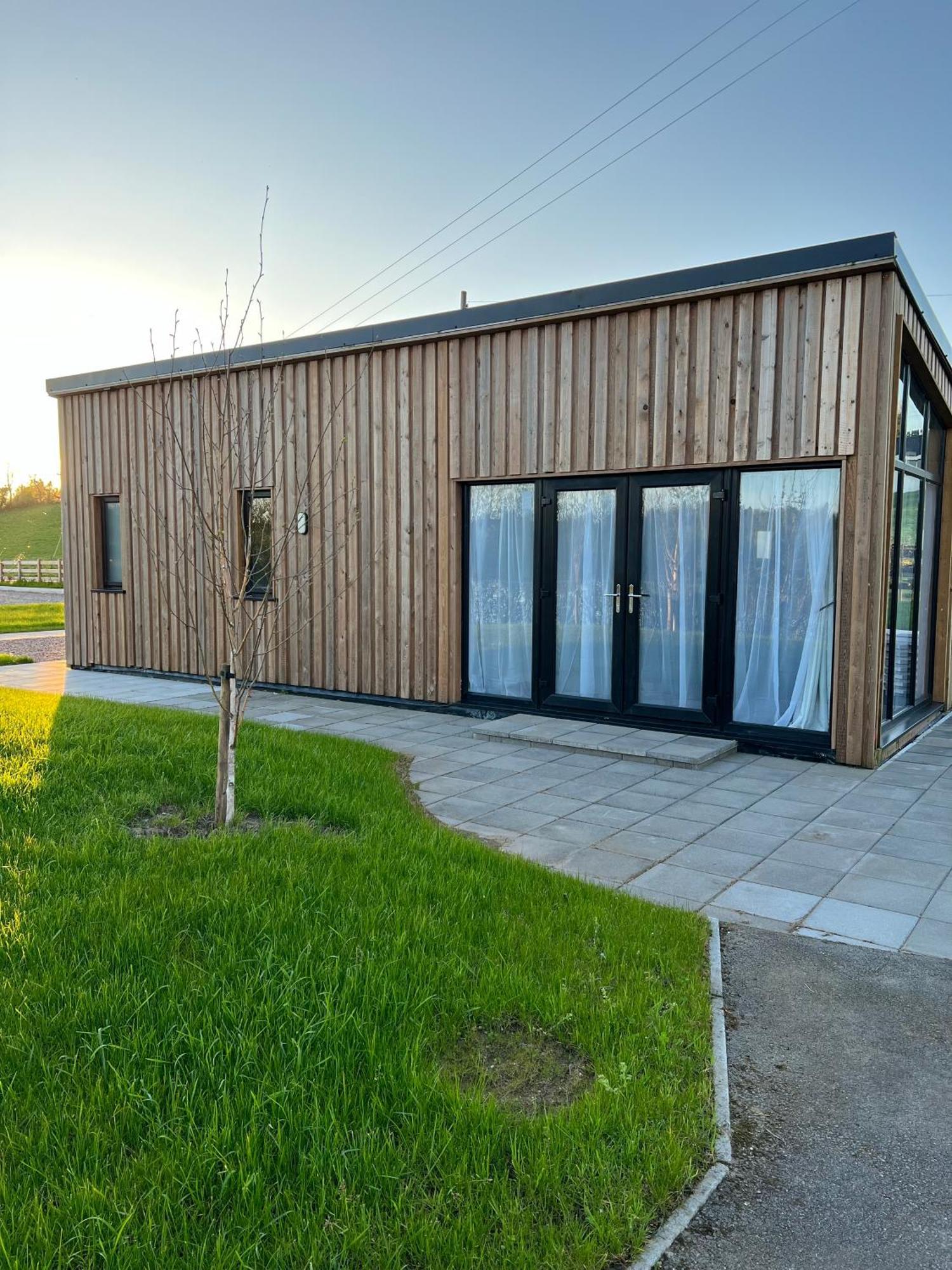 Killyfole Lakeside Lodges Corranny Экстерьер фото