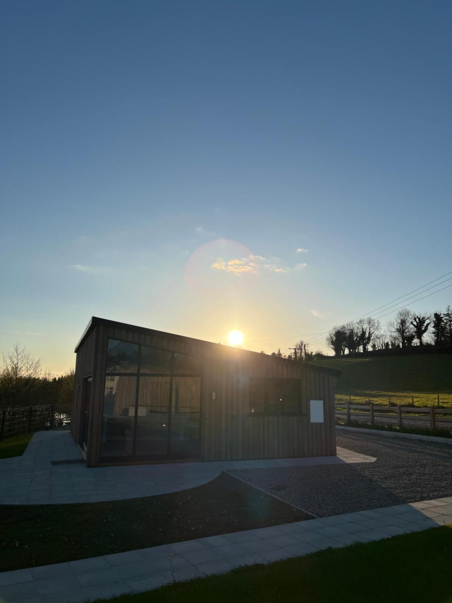 Killyfole Lakeside Lodges Corranny Экстерьер фото